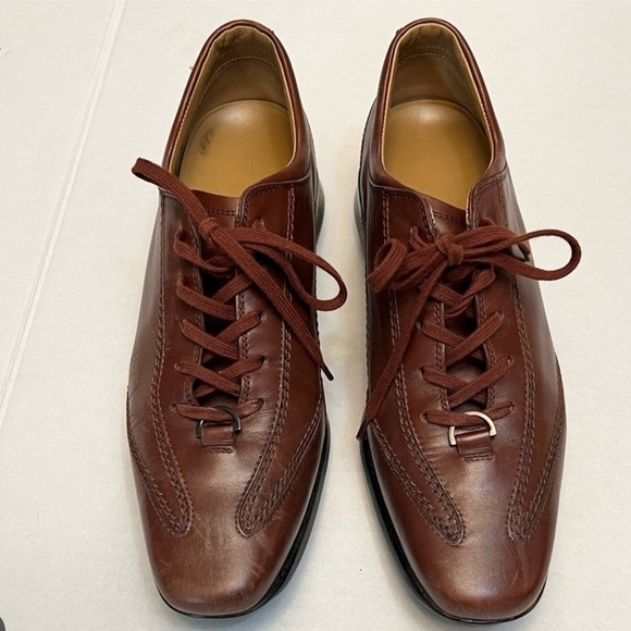 Tod's Shoes - TOD’S WOMENS BROWN LEATHER DRIVING SHOES SIZE 38.5